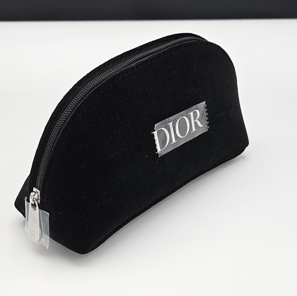 Brand new Dior black pouch from Dior Beauty - Picture 3 of 13
